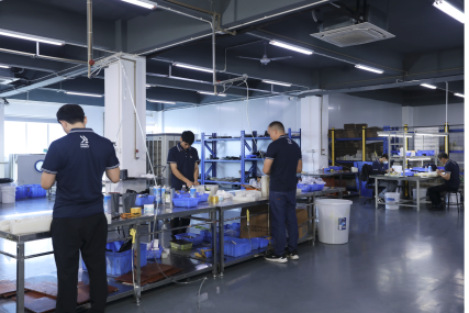 vacuum-casting-workshop-qye9f9axrxwj4pqihlpf3dd6r2hmmtgqfiyryjdiw2